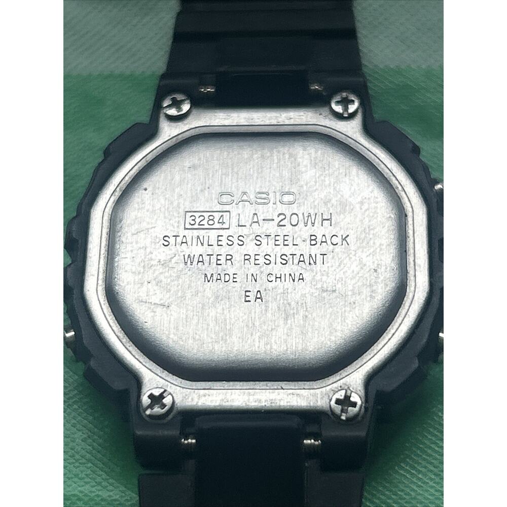 Casio Illuminator Women’s Watch - Picture 6 of 9
